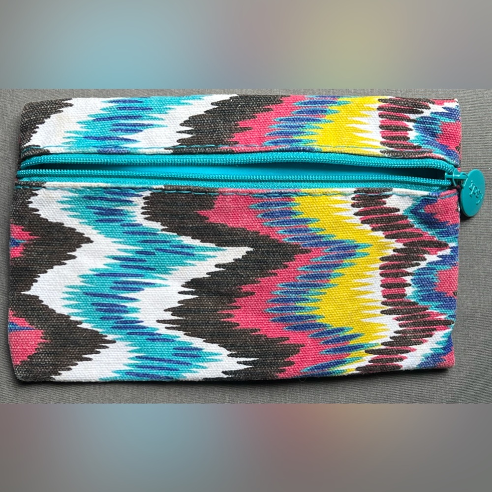 Ipsy - Colorful Zigzag Pattern Cosmetic bag